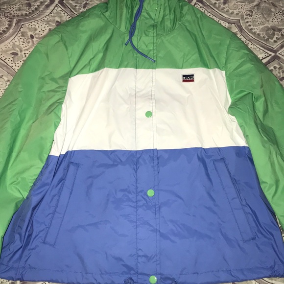 Levis Women's Retro Hooded Windbreaker - Picture 2 of 5